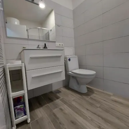 Nora Lastovo * Убли