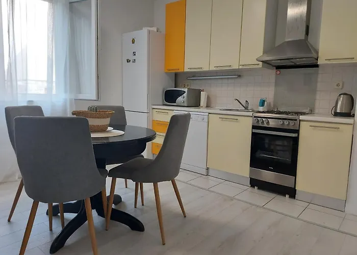 Nora Lastovo Убли